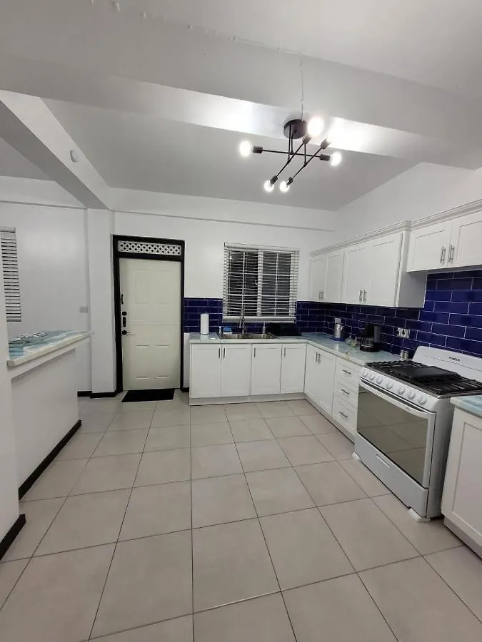 Chalet Belizomi Tropical Villa #1 Gros Islet Apartament